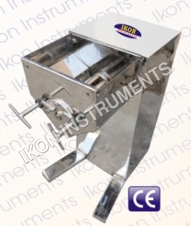 ऑसिलेटिंग ग्रेनुलेटर मशीन