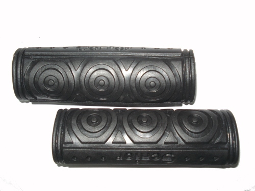 ब्लैक ऑटो ग्रिप कवर्स