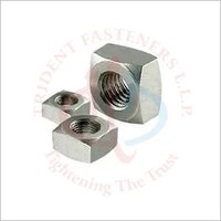 स्क्वायर नट