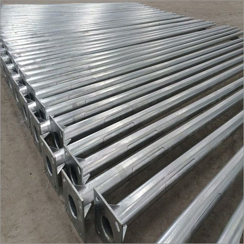 सिल्वर गैल्वेनाइज्ड ऑक्टागोनल पोल