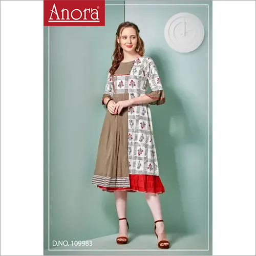 Washable Ladies Cotton Printed Work Straight Kurti