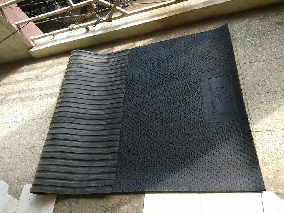 Black Dairy Cow Mats