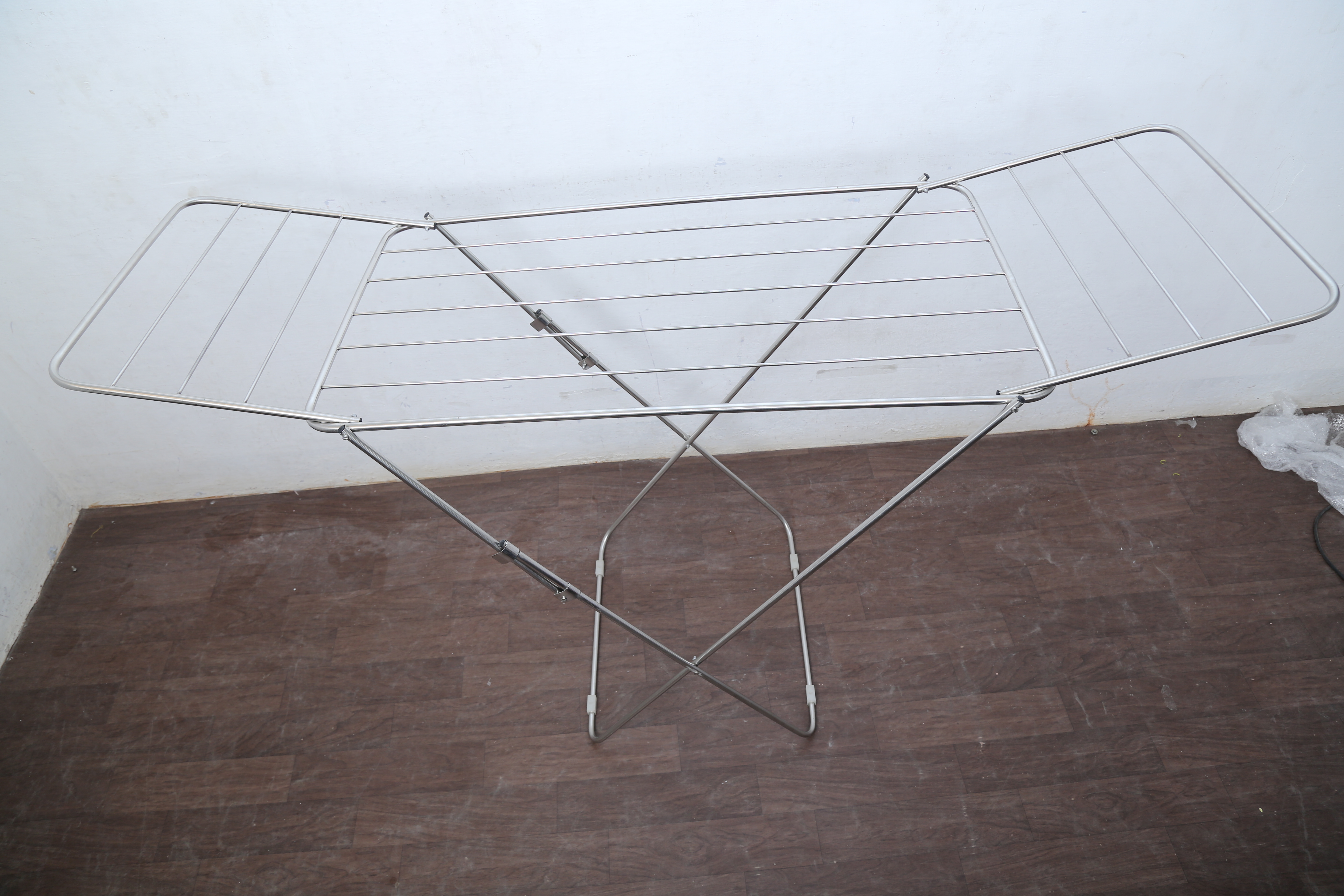 Floor Stands - Stainless Steel, 5 Feet Length , Silver Color - Outdoor Folding Hangers For Dresses