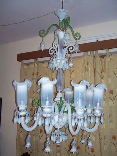 सफेद झूमर प्रकाश स्रोत: ऊर्जा की बचत