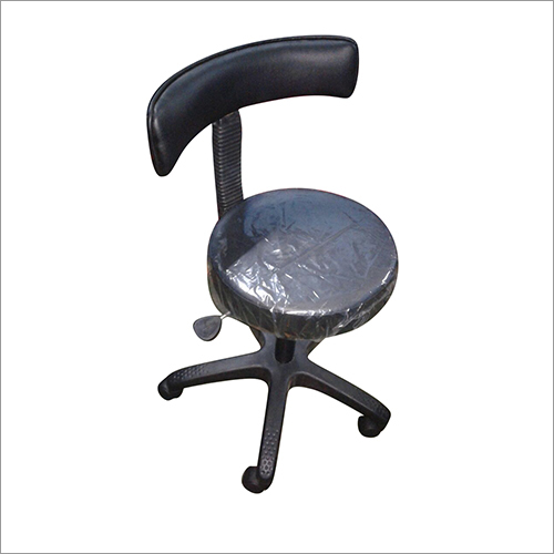 बिना भुजाओं वाला घूर्णन कुर्सी