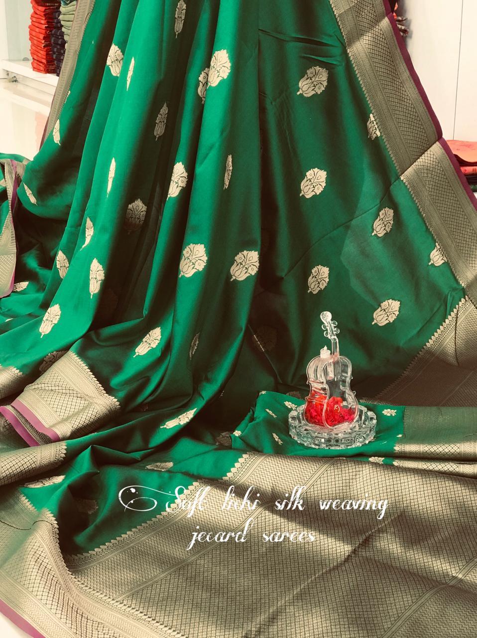 Silk Sarees - Soft Lichi Silk Woven Saree With Intricate Zari Work , Beautiful Weaving Work Blouse For Ethnic Occasions
