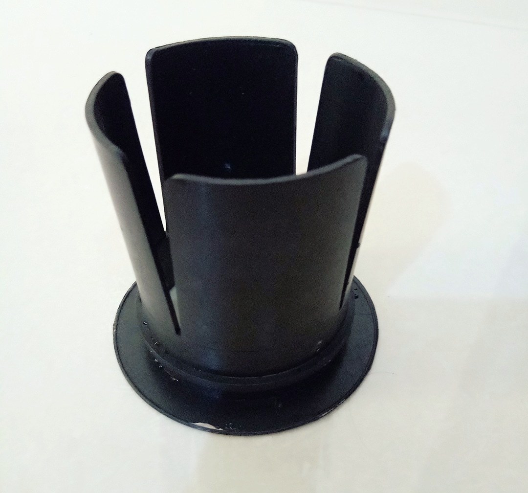 Core Plugs - Plastic Material 3 Inch And 6 Inch Size Black Color 100 Gm Weight | Cylindrical Shape 2 Mm Thickness Suitable For Paper Roll Applications