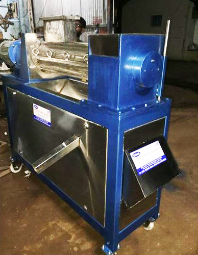Cold Press Oil Extraction Machine - Stainless Steel Material, 220-380 Volt Voltage | Automatic Grade, 1 Year Warranty, Coconut Milk Plant