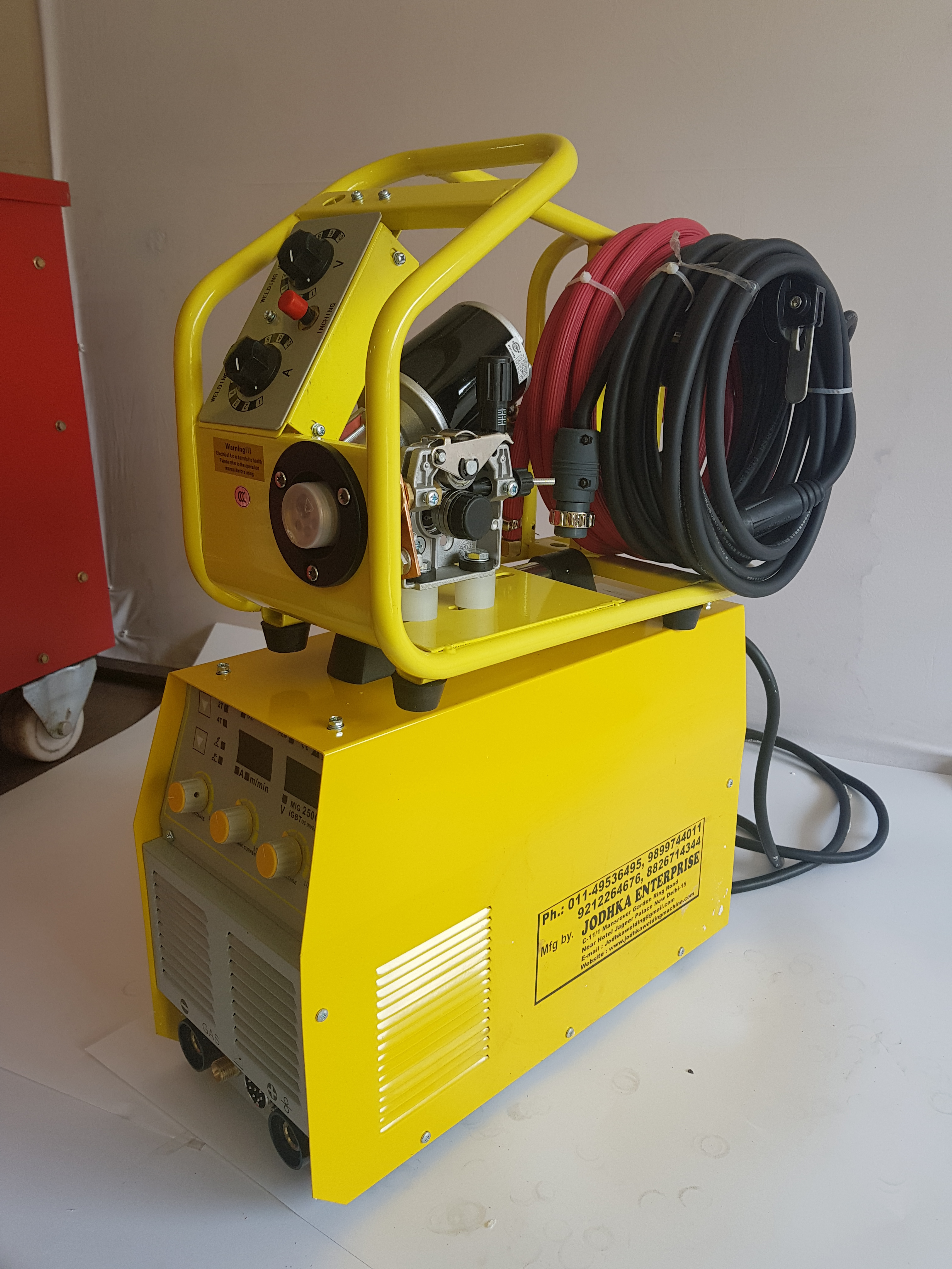 250 Amp Mig Welding Machine Frequency: 50/60 Hertz (Hz)