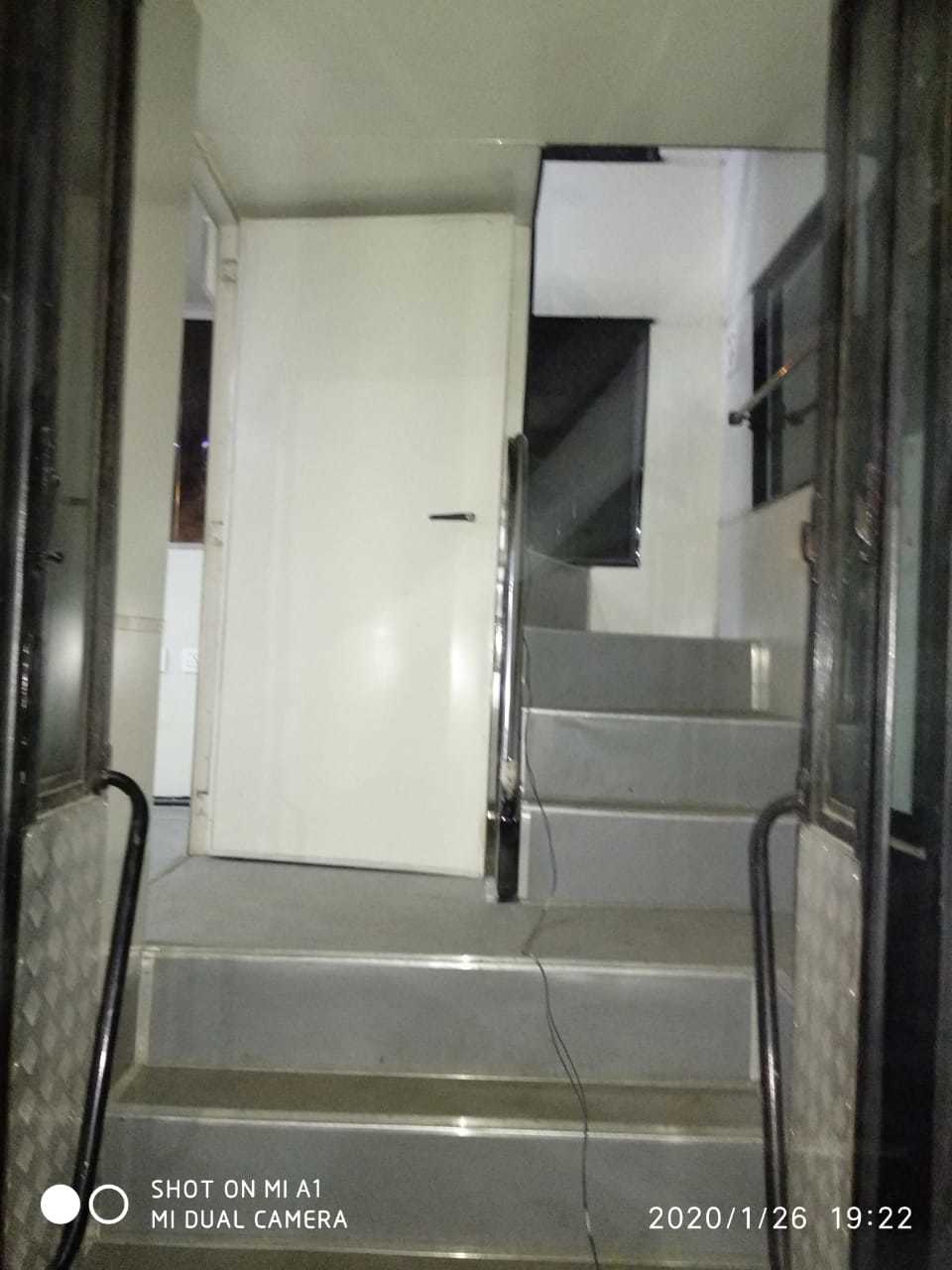 Ms Double Dacker Restaurent On Wheels