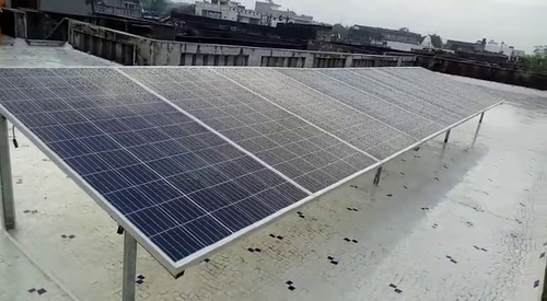 Solar Plant - Tempered Glass Aluminum Frame, Customizable Dimensions, Black and Silver Color, 250W to 400W Power Range, Low Maintenance, PV Technology