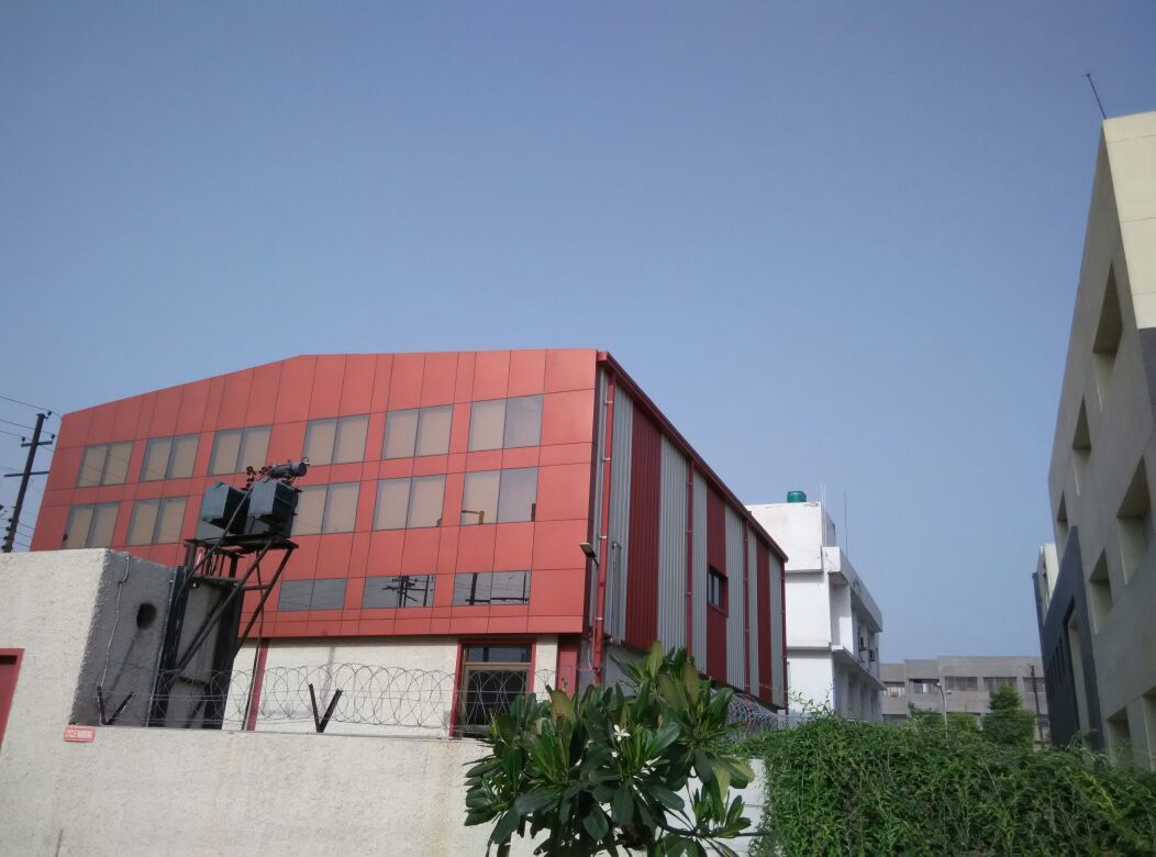 Aluminium Composite Panel - Customized Thickness | Available In Various Colors, Polished Surface Finish, Size As Per Requirement