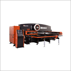 पंचिंग मशीन