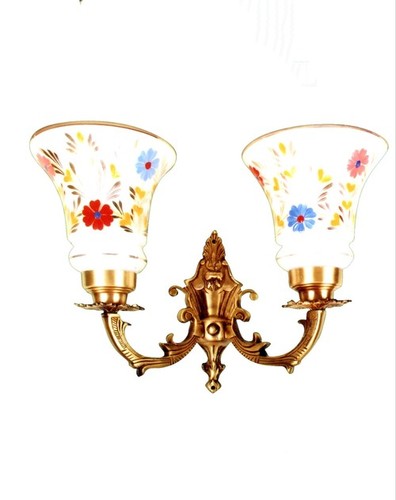 ब्रास एंड ग्लास एड्रियाना व्हाइट W-2