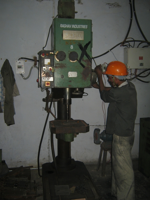 हमारी निर्माण इकाइयां