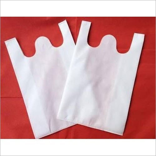 W Cut White Non Woven Bag - Non Woven Fabric, Various Sizes Available | Grocery, Garment, Vegetable, General Merchandise Use, With Handle
