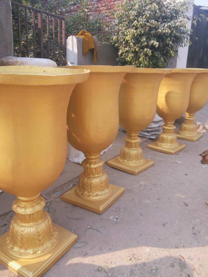Bronze Planter Pot - 4 Feet Height, 10 Inch Length, 3 Inch Width | Eco-friendly, Rust Proof, Durable, Easy To Clean, Water Resistant