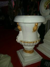 As Per Client Choice Decorative Planter