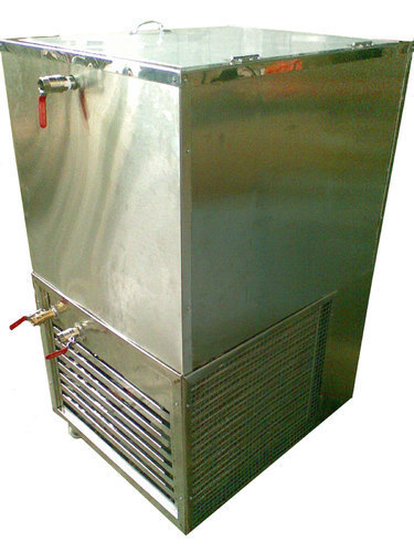 Chilled Water System - Stainless Steel Tanks, 100-400 Ltrs Capacity, 1-1.5 Ton Compressor, 1/2 Hp Pump | Compact Design, Cooling Efficiency, Durable Build, Precise Temperature Control