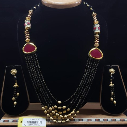 Studded Gemstone Mangalsutra Set