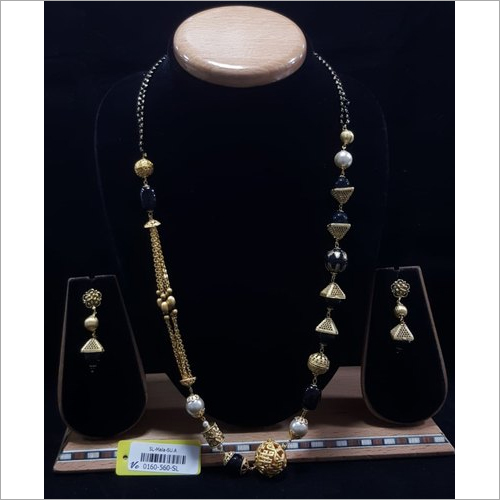 Studded Gemstone Mangalsutra Set