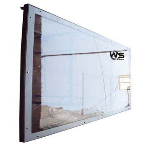 बास्केटबॉल बैकबोर्ड