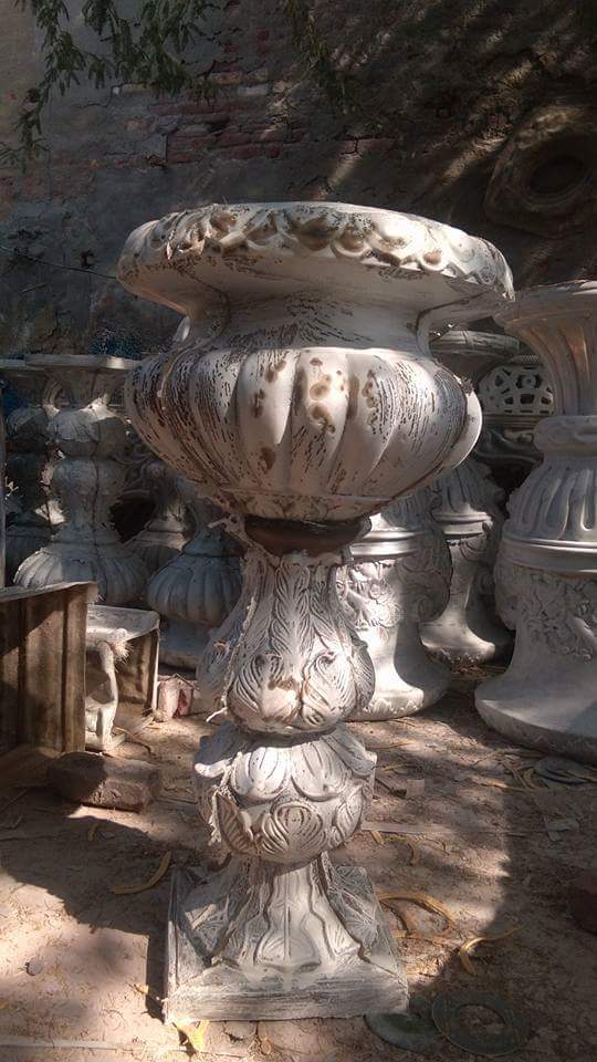 As Per Client Choice Garden Planter
