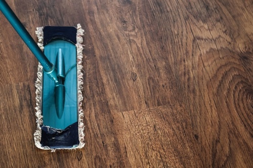 Eco-Friendly SPC Flooring - 3.0-5.5mm Thickness | Anti-Bacterial, Waterproof, Non-Slip, Easy to Install and Clean, Custom Wood Design