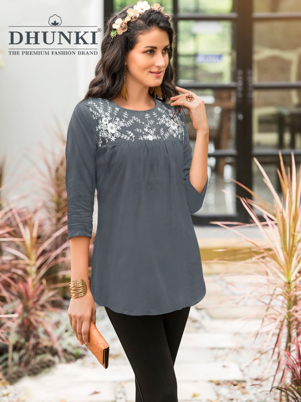 Designer Embroidery Work Top Bust Size: S(36) M(38) L(40) Inch (In)