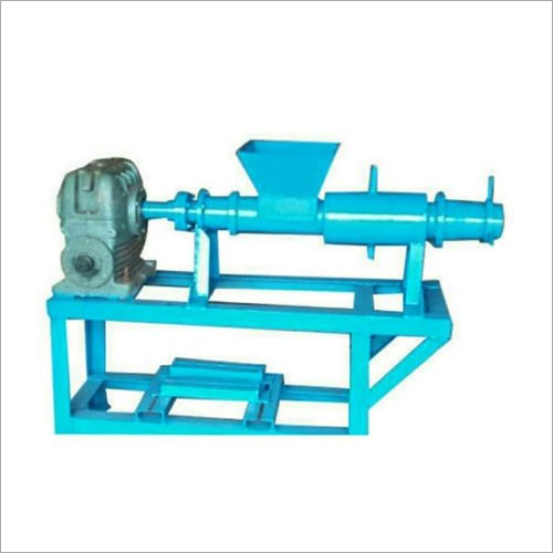 Soap Making Machine - Semi Automatic, 100 Kg Production Capacity | Long Service Life, 220-440 Volt Power