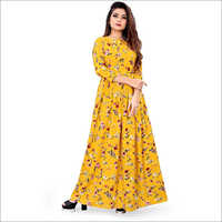 महिलाओं के लिए क्रेप प्रिंट कुर्ती