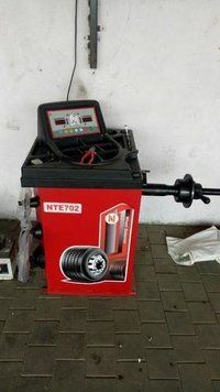 Digital Wheel Balancer - Dimension (L*w*h): 850x700x1160 Millimeter (Mm)