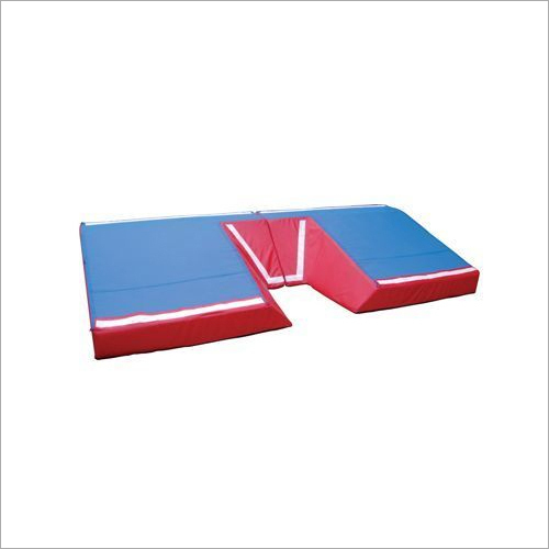 पोल वॉल्ट लैंडिंग मैट