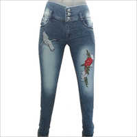 देवियों संकीर्ण नीचे जींस