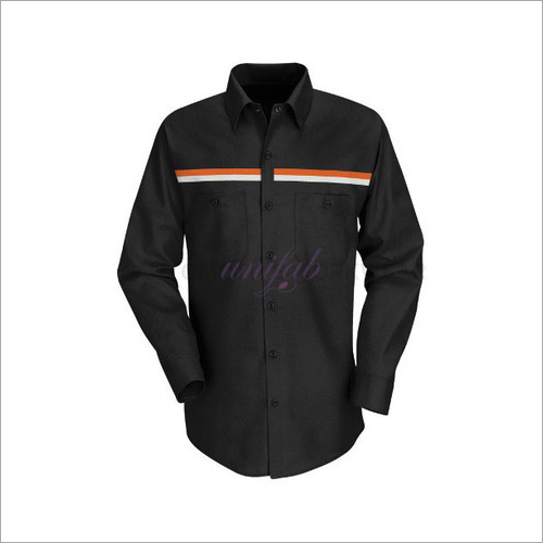 मैकेनिक यूनिफ़ॉर्म आयु समूह: वयस्क