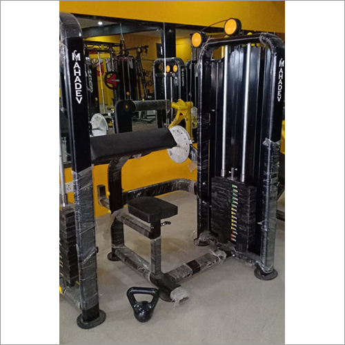 Bicep Curl Machine