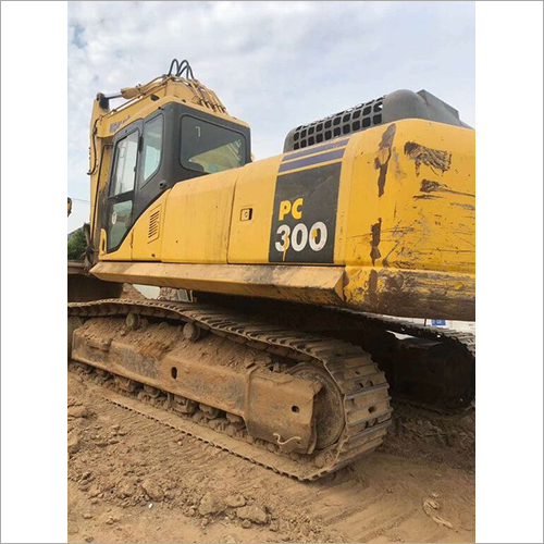 KOMATSU PC300 Excavator