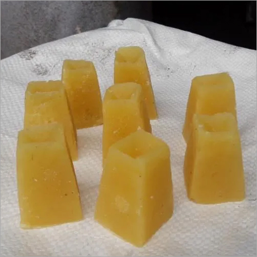 Fresh Jaggery Cubes Origin: India