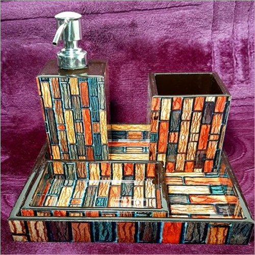 मल्टीकलर एमडीएफ बाथरूम सेट