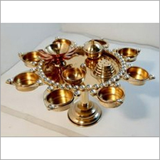 ब्रास पूजा स्टैंड