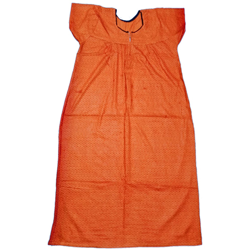 चेन के साथ ब्रासो की कॉटन नाइटी