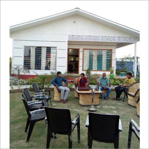 प्रीफैब्रिकेटेड मॉडर्न हाउस