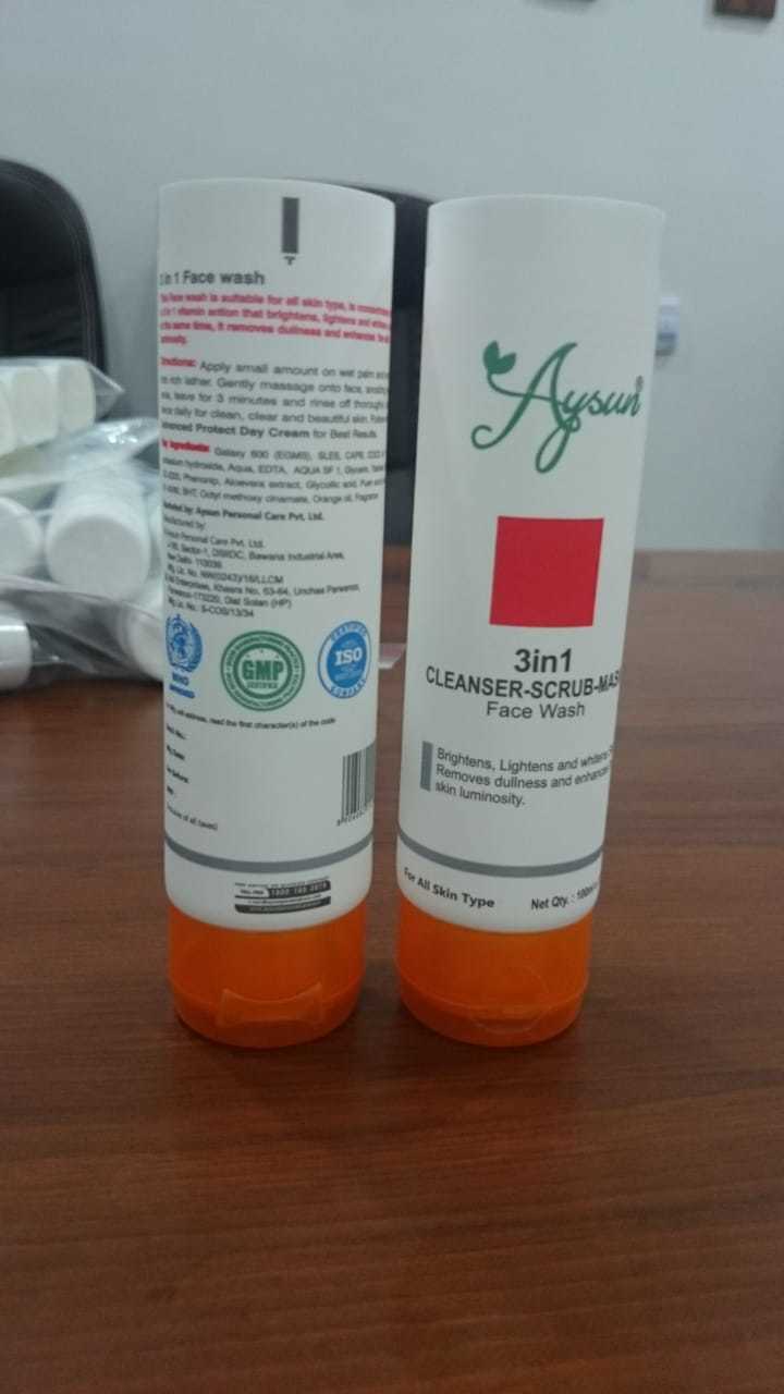 Seamless Plastic Packaging Tube - 4-side Seal Design | Filling Capacity Of 158 Pcs/min For Efficient And Reliable Packaging Solutions