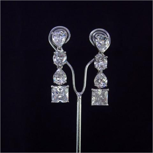 देवियों फैंसी कान की बाली