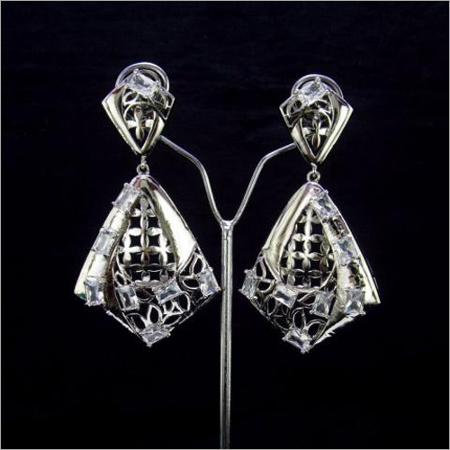 Ladies Designer Earrings Gender: Women