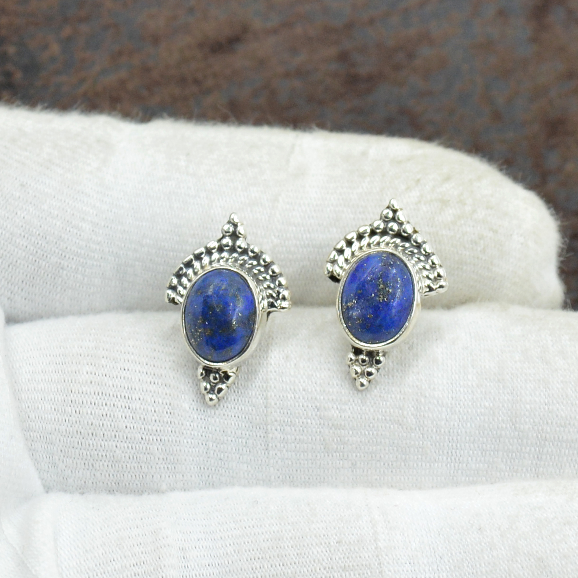 Silvesto India 925 Sterling Silver Natural Lapis Lazuli Oval Shape Gemstone Stud Earring For Women Size: 1.8 Cm