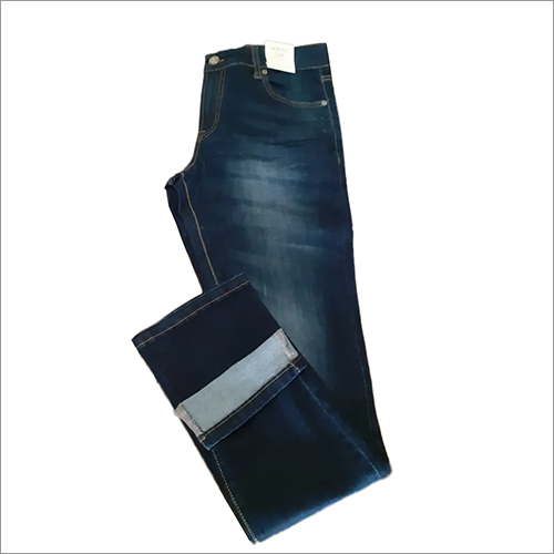 पुरुषों की फीकी जींस