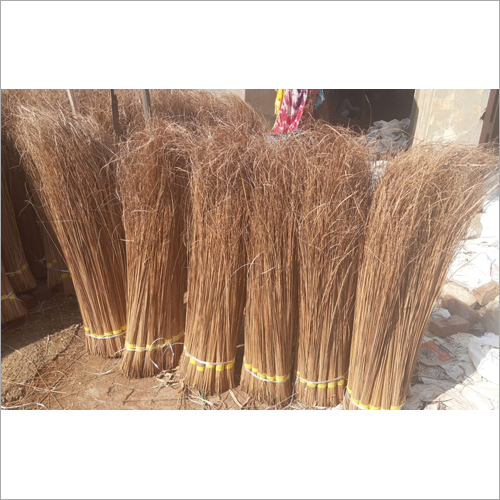 Coconut Stick Broom Application: Floor Cleaning