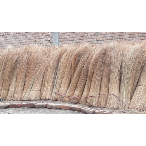 Coconut Stick Broom Application: Floor Cleaning