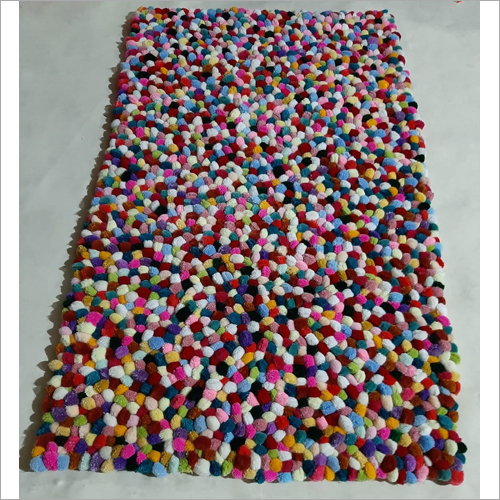 Pom Pom Carpet Application: Household